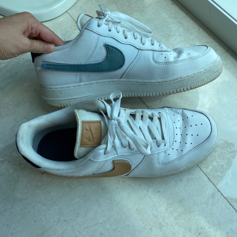 Nike Air Force 1 Low
Removable Swoosh Pack White Vachetta Tan